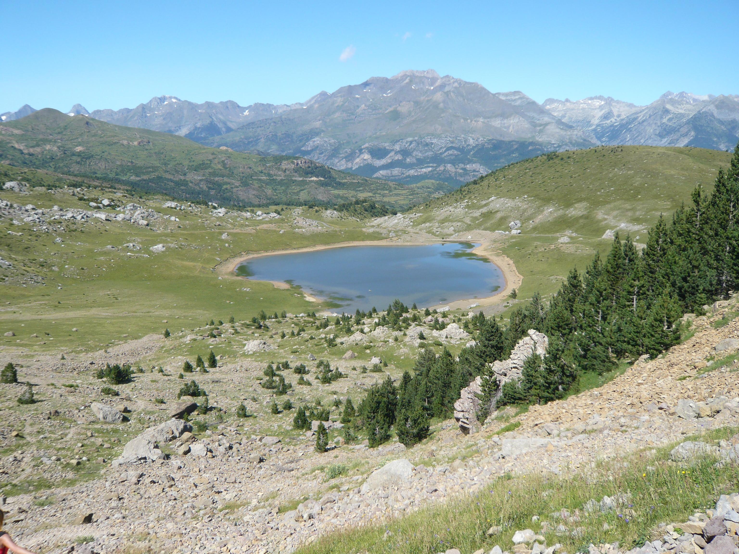 Abadia Del Pirineo 호텔 트라마카스티야드테나 외부 사진