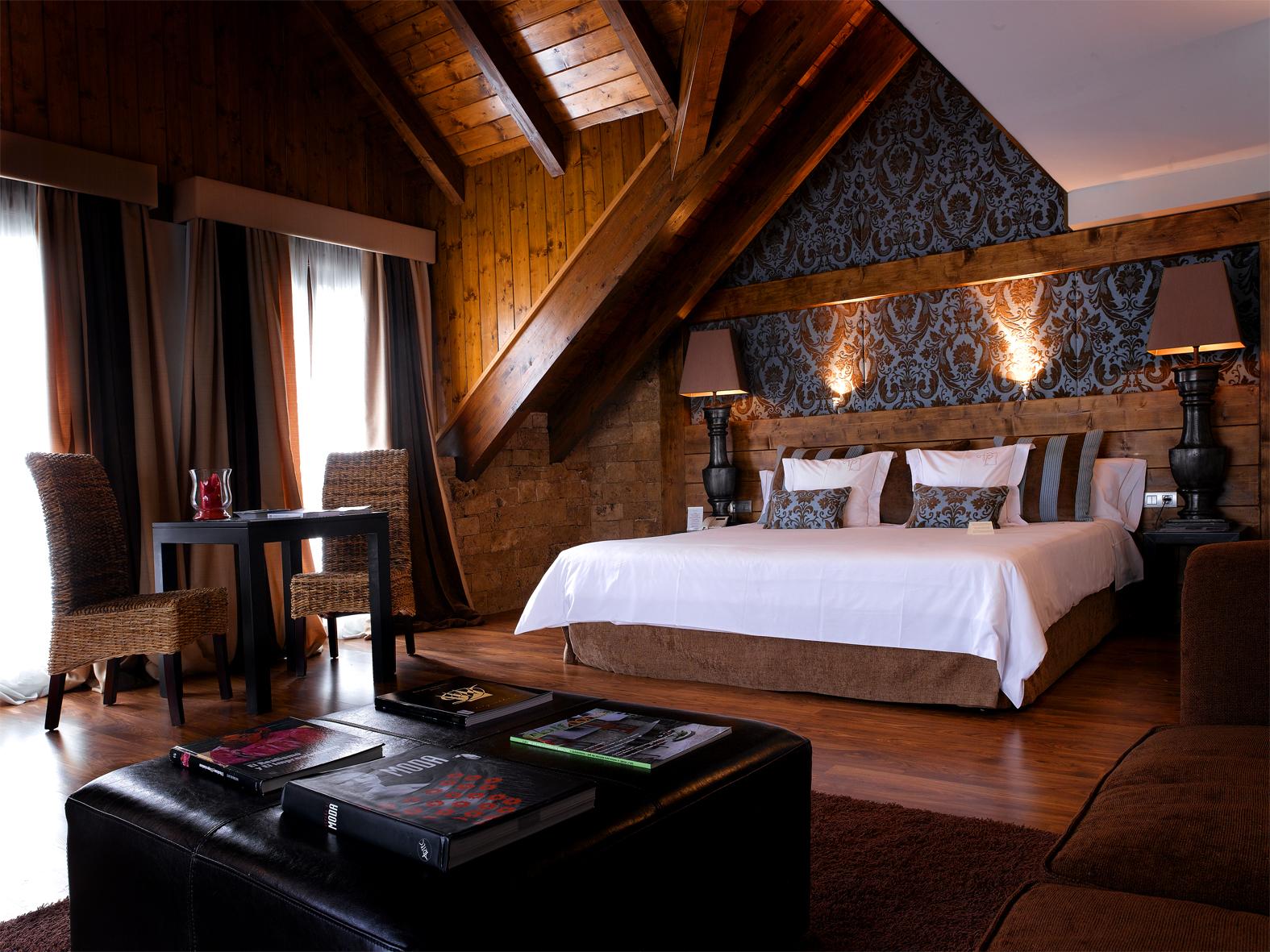 Abadia Del Pirineo 호텔 트라마카스티야드테나 외부 사진
